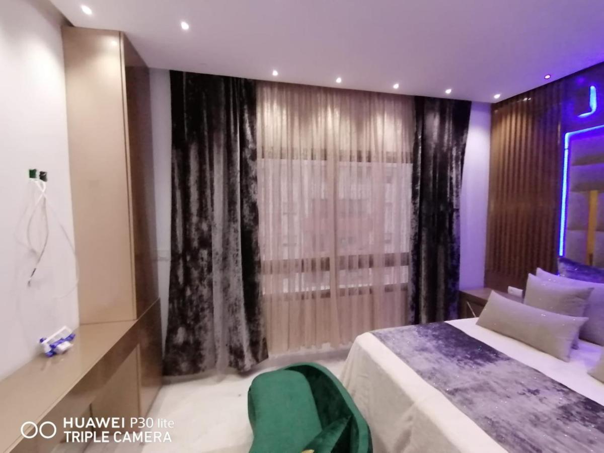 Ap 2Ch City Centre Parking En Face Hilton A Cote Du Plage แทนเจียร์ ภายนอก รูปภาพ